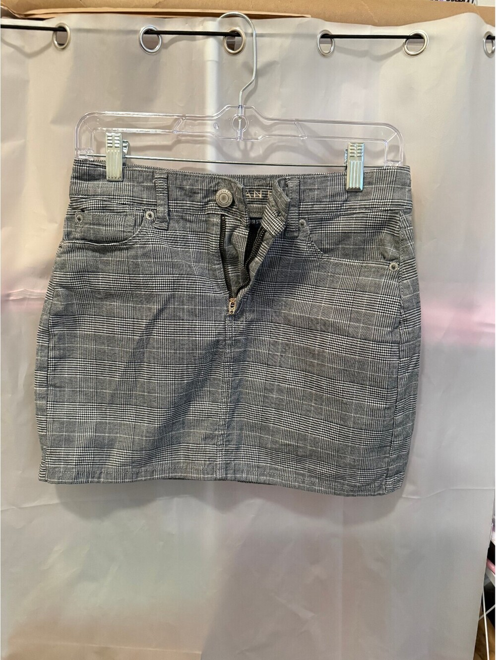American Eagle Super Stretch Gray Plaid Mini Skirt Size 0 Regular